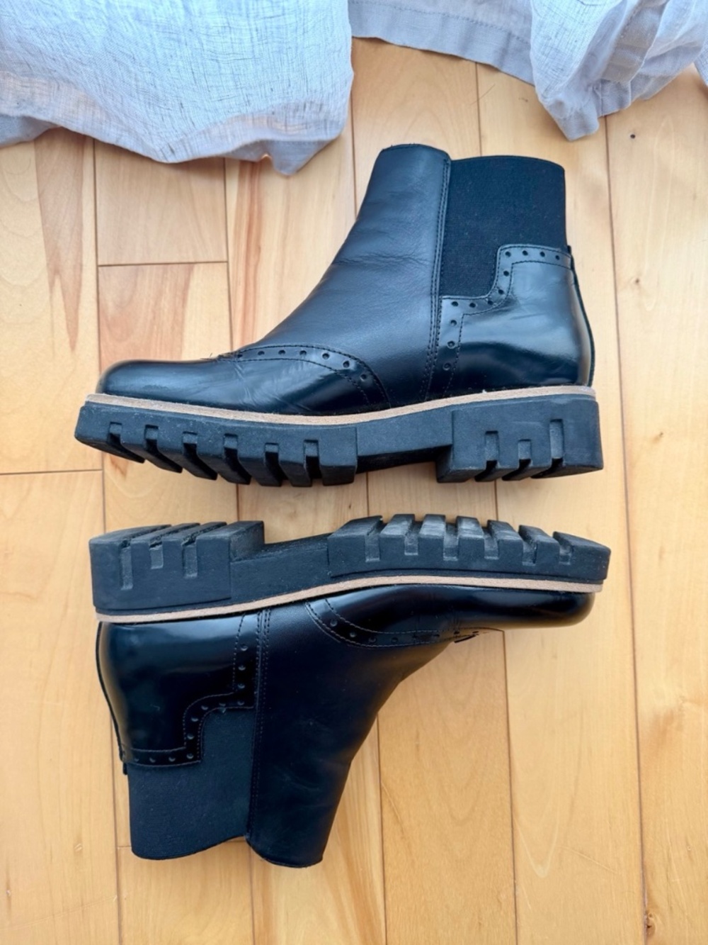 ATELIERS - Bottines Chelsea Richelieu Cuir Noir / Black Leather Chelsea Boots